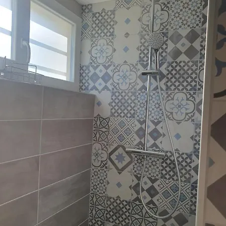Apartamento Au Rez-de-chaussée D'une Maison